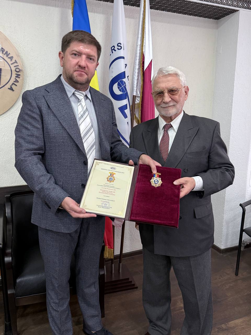 Înmânarea distincțiilor cadrelor didactice pentru merite deosebite, Ședința Senatului ULIM din 30.09.2025