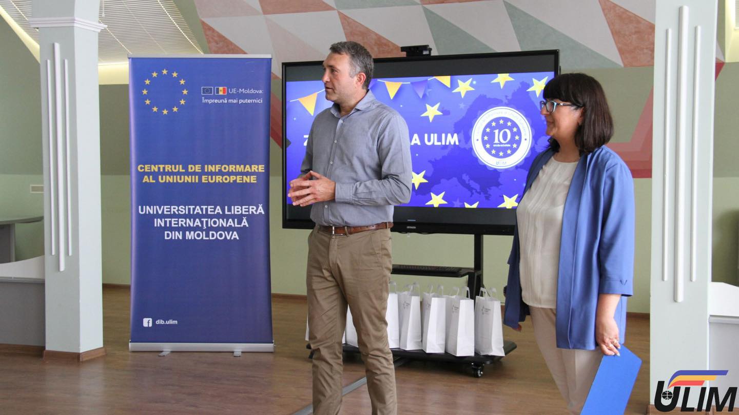 Înmânarea certificatelor de participare și premiilor, din partea Delegației Uniunii Europene în Republica Moldova și Proiectul „Comunicare strategică și suport pentru mass-media în Republica Moldova” finanțat de UE